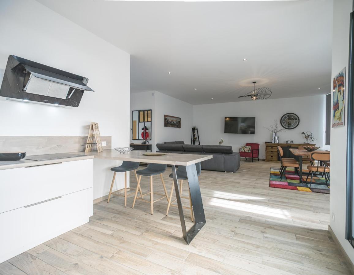 דירות טרואה Loft Courtalon - Haut Standing - Patio - Parking Prives מראה חיצוני תמונה