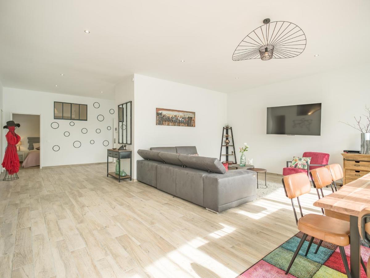 דירות טרואה Loft Courtalon - Haut Standing - Patio - Parking Prives מראה חיצוני תמונה