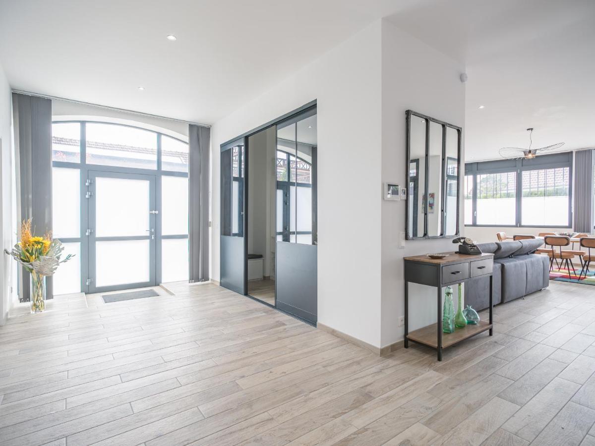 דירות טרואה Loft Courtalon - Haut Standing - Patio - Parking Prives מראה חיצוני תמונה